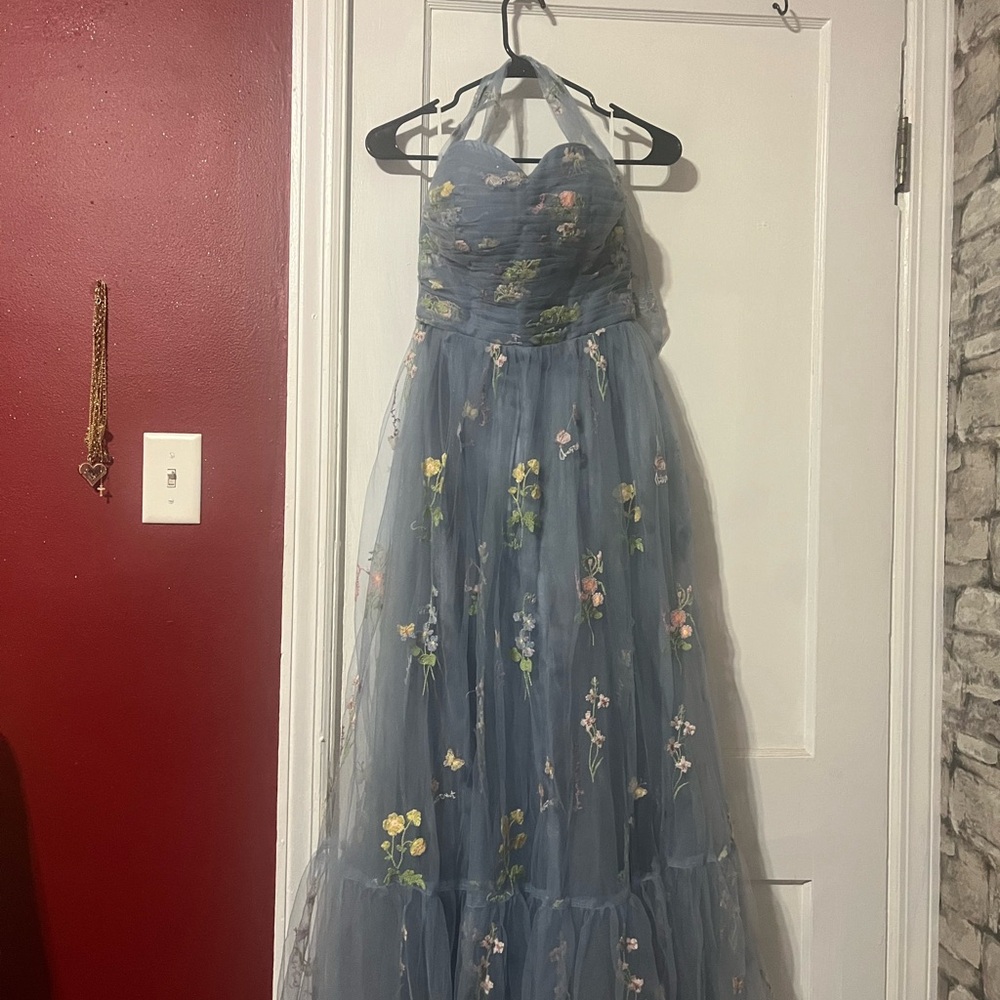 Zapaka dress. Size 4. Never worn.